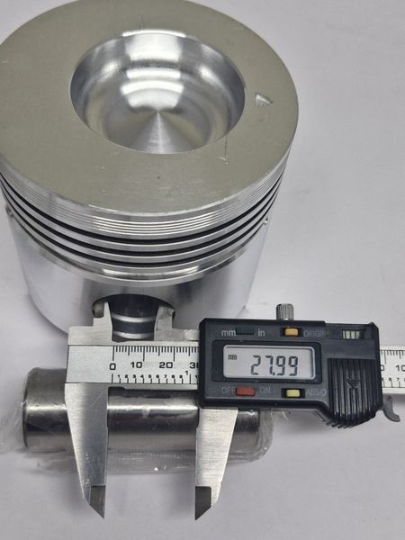 R195NM Поршневий к-т під діаметр форсунки 21мм. форкамера кругла 313261 313261 фото