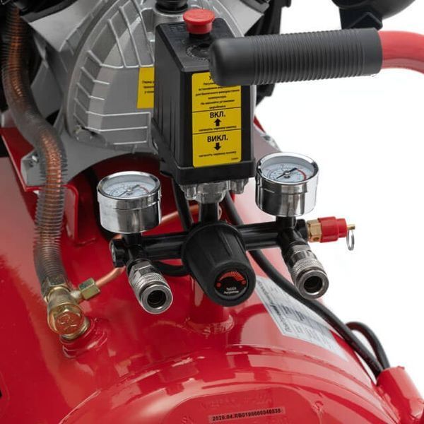 Компресор, 50 л, 2,23 кВт, 220 В, 10 атм, 354 л/хв, 2 циліндри INTERTOOL PT-0004 8378 фото